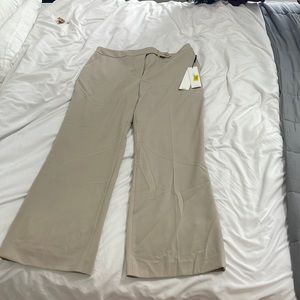 Calvin Klein Pants- cream - size 14P